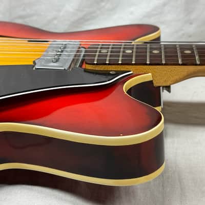 Fender Coronado I 1 Semi-Hollowbody Guitar with Case - Sunburst image 14