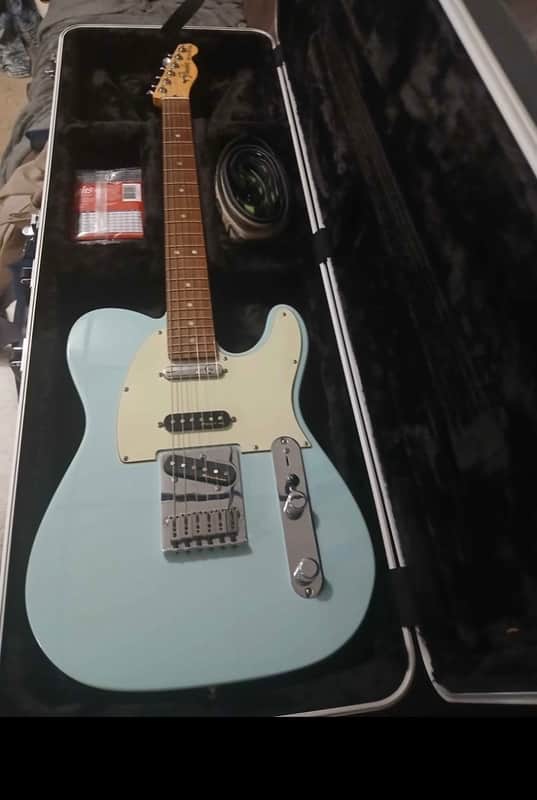 Fender Deluxe Nashville Telecaster with Pau Ferro Fretboard 2018 - 2021 - Daphne Blue image 1