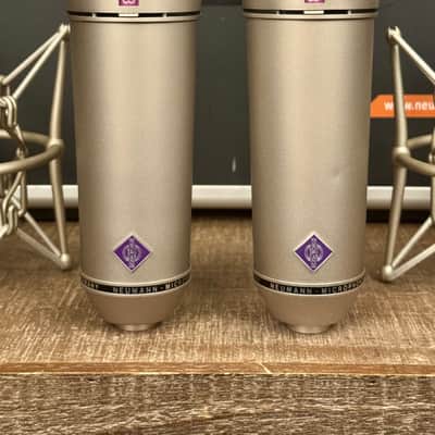 Vintage Neumann U 87 Condenser Microphone Stereo Pair. Close SN. Great Shape U87 1982 Z 48 Shock Mount image 5