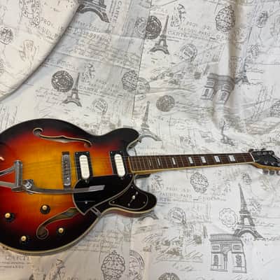 Late ‘60s Univox Hollowbody ES-335 330 Sunburst Finish Original Case NICE! image 6