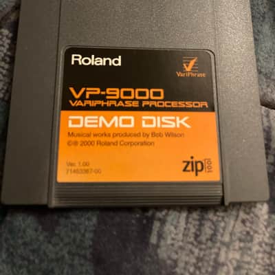 Little-used! Roland VP-9000 230V image 11
