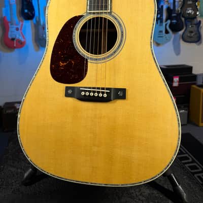Martin D-42