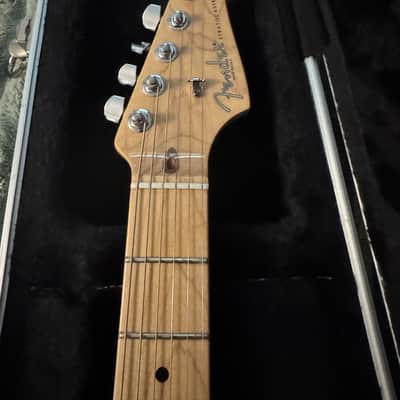 Fender American Standard Stratocaster HSS with Maple Fretboard 2008 - 2015 Black image 10