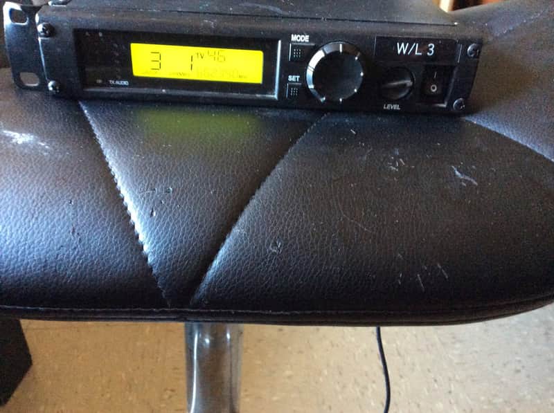 Shure ULXP4 Receiver 2010s - 2012 image 1
