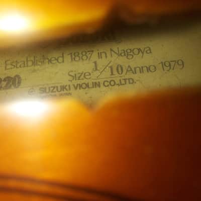 Suzuki Model 220 (1/10 Size) Violin, Japan, 1979 with case & bow image 10