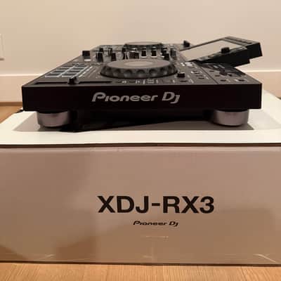 Pioneer XDJ-RX3 2-Channel Rekordbox / Serato All-In-One DJ System 2021 - Present - Black image 3