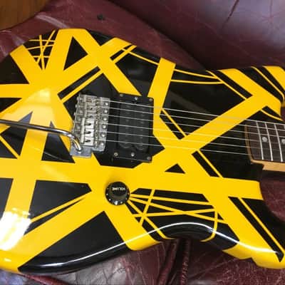 Tokai EVH Van Halen Bumblebee Strat 1985 image 1