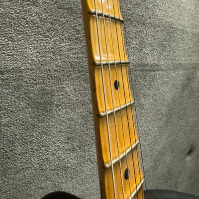 Fender Stratocaster with Scalloped Maple Fretboard 1978 - 1981 - Sunburst image 4