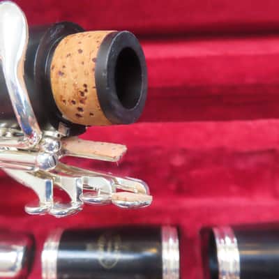 BUFFET E11 CLARINET-IMMACULATE FRESH SERVICE BY BUFFET DEALER + Xtras & Wty image 7