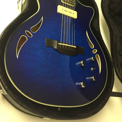 Beautiful, Crafter SAT-QMMS 2000s ,Blue Burst ,with case, excellent! image 7