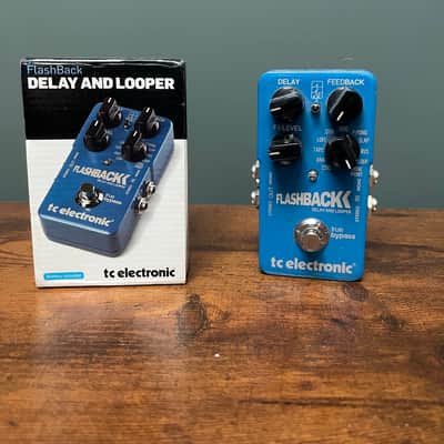 TC Electronic Flashback Delay and Looper 2017 - Present - Blue Bild 1