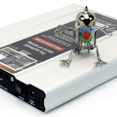 Universal Audio UAD-2 Satellite Duo Firewire Plugins +Top Zustand+ 1.5J Garantie image 2