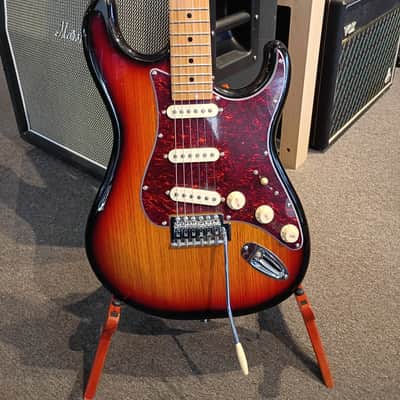 Tagima TG-530 S-Style Guitar with Techwood Fretboard 2021 - Present - Sunburst image 1
