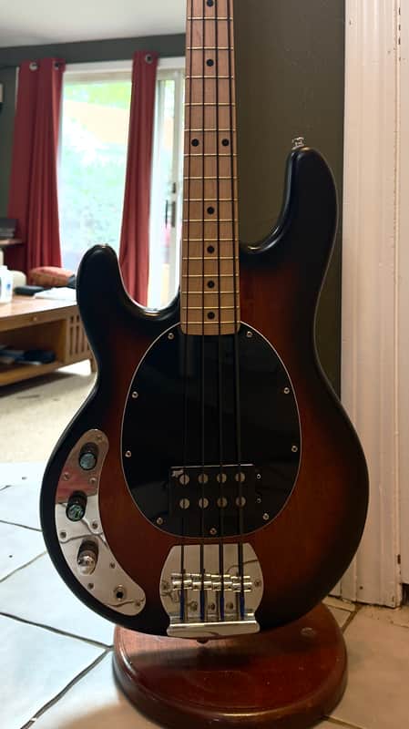 Sterling by Music Man SUB Ray4