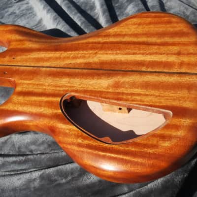 Babik Custom Jazzbass style Body, Macassar Ebony on Mahogany, light weight 2023 - Satin image 9