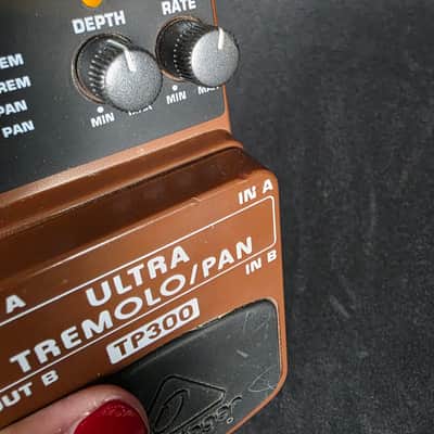Behringer TP300 Ultra Tremolo/Pan 2010s - Brown image 3