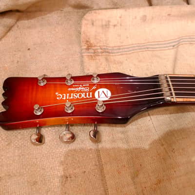 Mosrite V III 1984 Sunburst image 15