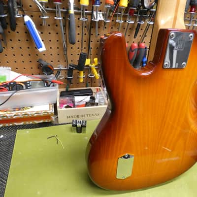 Ernie Ball Music Man Sabre 1988 - Honeyburst - GREAT BASS!! image 8