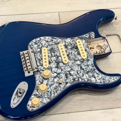 Loaded Fender Deluxe Player Sapphire Blue Transparent Stratocaster ASH Body image 1