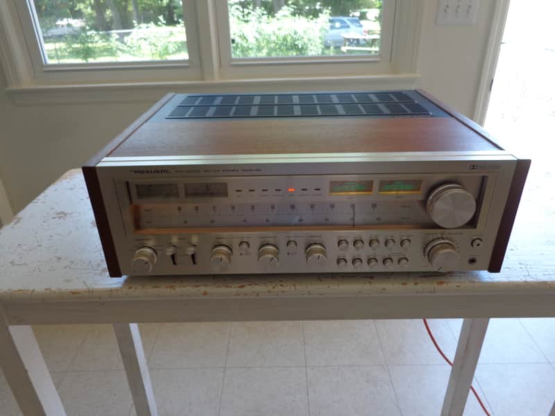 Realistic STA-2100D Receiver - Looks Nice - Needs Power Switch