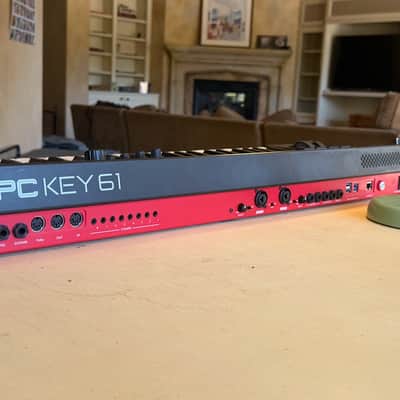 Akai MPC Key 61 Standalone Workstation Synthesizer 2022 - Present - Black image 5