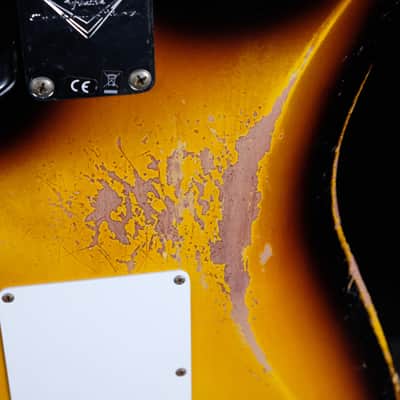 2024 Fender 1960 Stratocaster Heavy Relic - Faded Aged 3-Color Sunburst image 16