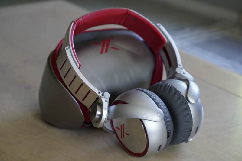 Sony MDRX10/RED Simon Cowell X Headphones with 50mm Diaphragms image 1