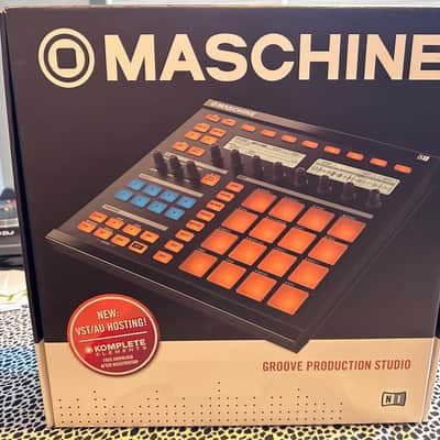 Native Instruments Maschine 2000s - Black image 2