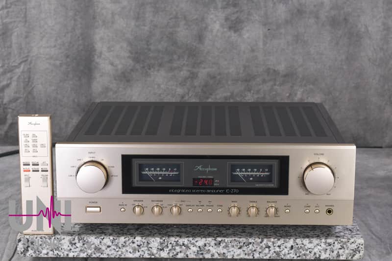 Accuphase E-270 Integrated Stereo Amplifier in Excellent Condition w/ Remote image 1