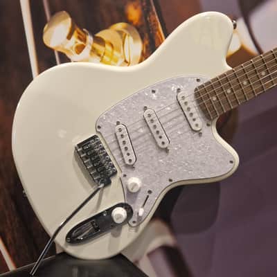 Ibanez ICHI00-VWH Signature Guitar 6-Str Ichika Nito Vintage White image 1