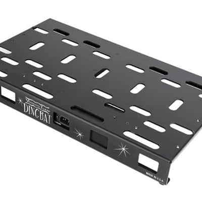 Voodoo Lab Dingbat Medium Pedalboard with Pedal Power 3 image 4