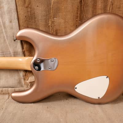 Mosrite M-88 1988 - Goldburst image 6