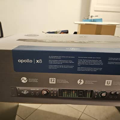Universal Audio Apollo x8 Thunderbolt 3 Audio Interface 2018 - Present - Black image 3