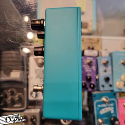 Custom Three-Knob Tremolo Effects Pedal Used image 4