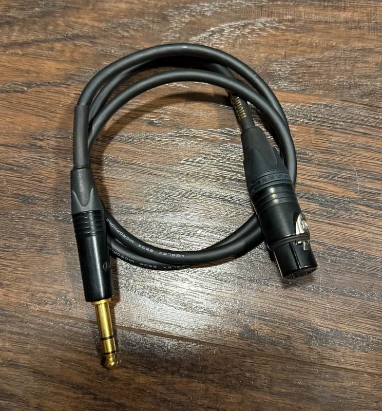Mogami Gold Studio-02 XLR Male to XLR Female - 2'