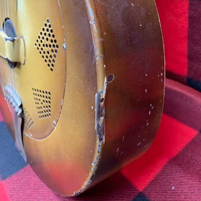 1929 National Triolian Resophonic Guitar Walnut Sunburst image 5