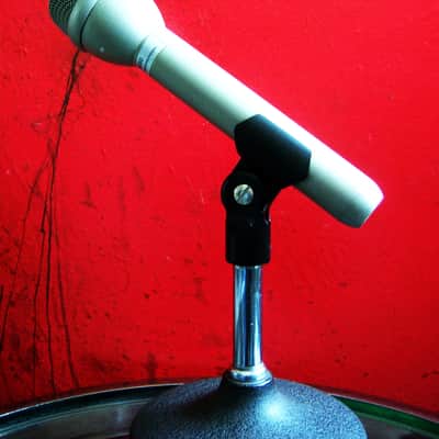Vintage 1990 Electro-Voice RE50 / RE50/B Omnidirectional Dynamic Microphone Low Z w accessories 635A image 10