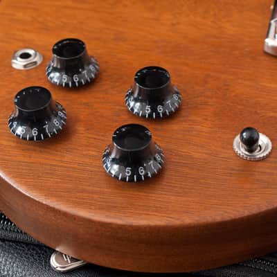 Gibson SG Tribute Natural Walnut + Saco image 4