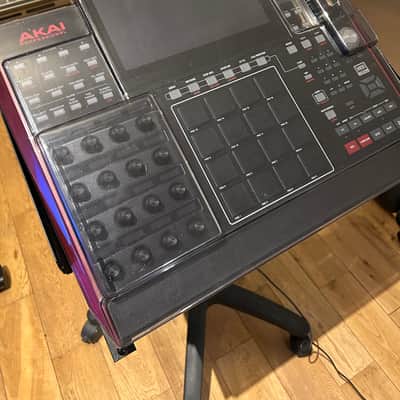 Akai MPC X Standalone Sampler / Sequencer 2017 - Present - Black image 9