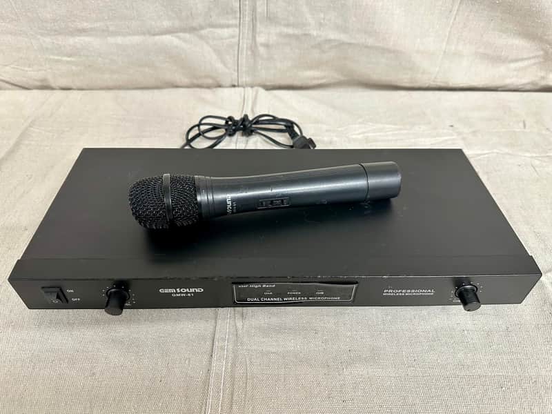 Gem Sound GMW-61 Wireless Microphone image 1