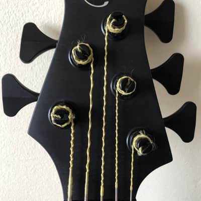 MTD USA 530-24  5-string short scale bass image 10