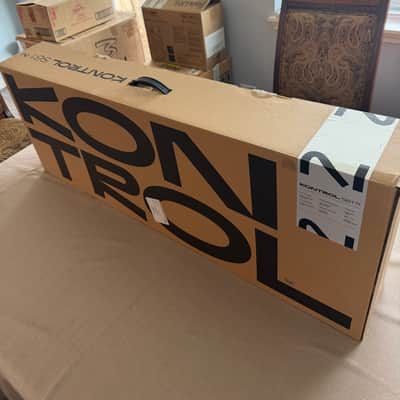 Native Instruments S61 Komplete Kontrol MK3 keyboard w polyphonic aftertouch 2023 - Black image 12