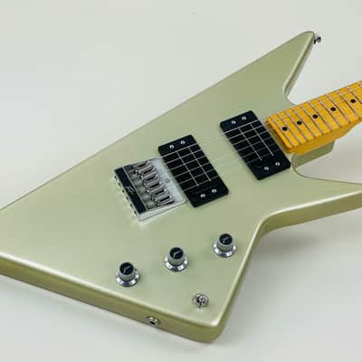 Peavey Razer, James "T-Model" Ford- "Slopbucket Blues," 1983 - Silver image 8
