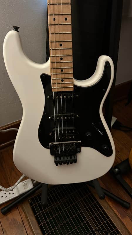 Jackson X Series Adrian Smith Signature SDXM 2013 - 2018 - Snow White