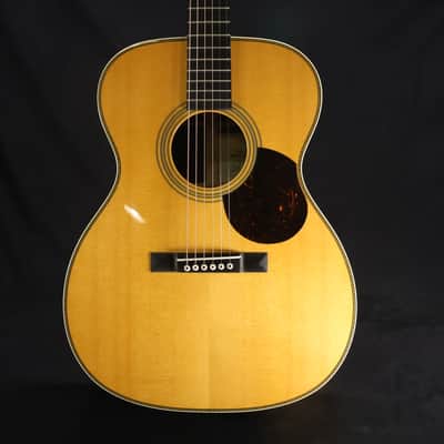 Martin 000-28 Shawn Mendes Limited Edition Spruce East Indian Rosewood 000-14 Fret Acoustic Guitar with Molded Hardshell Case 579 image 9