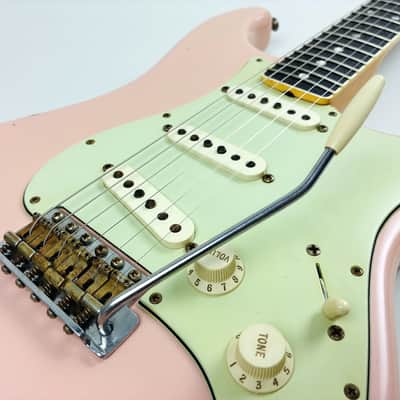 Fender Custom Relic Stratocaster 1965. Let's Play House. 2010 - Shell Pink image 3