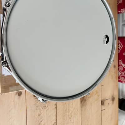 British Drum Company Super 7, 13" x 7" Snare Drum 2020 - Handcrafted from sumptuous Purpleheart veneers with an outer finished in high-gloss lacquered Fiddleback Sycamore image 8