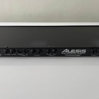 Alesis QuadraVerb GT 20k Bandwidth Simultaneous Guitar Effects Processor 1990s - Black image 3