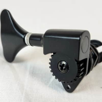 Kala Single Die-Cast Tuning Machine for U-Bass, Treble Side (Right) G and D Strings, Black image 1