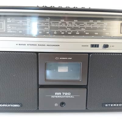 Grundig RR 720 Vintage Boombox Cassette Player Portable Radio - Works Perfectly image 3